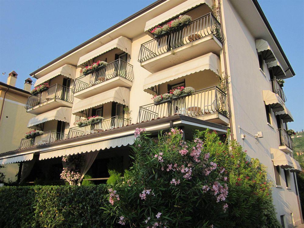 Hotel Marina ตอร์รีเดลเบนาโก ภายนอก รูปภาพ